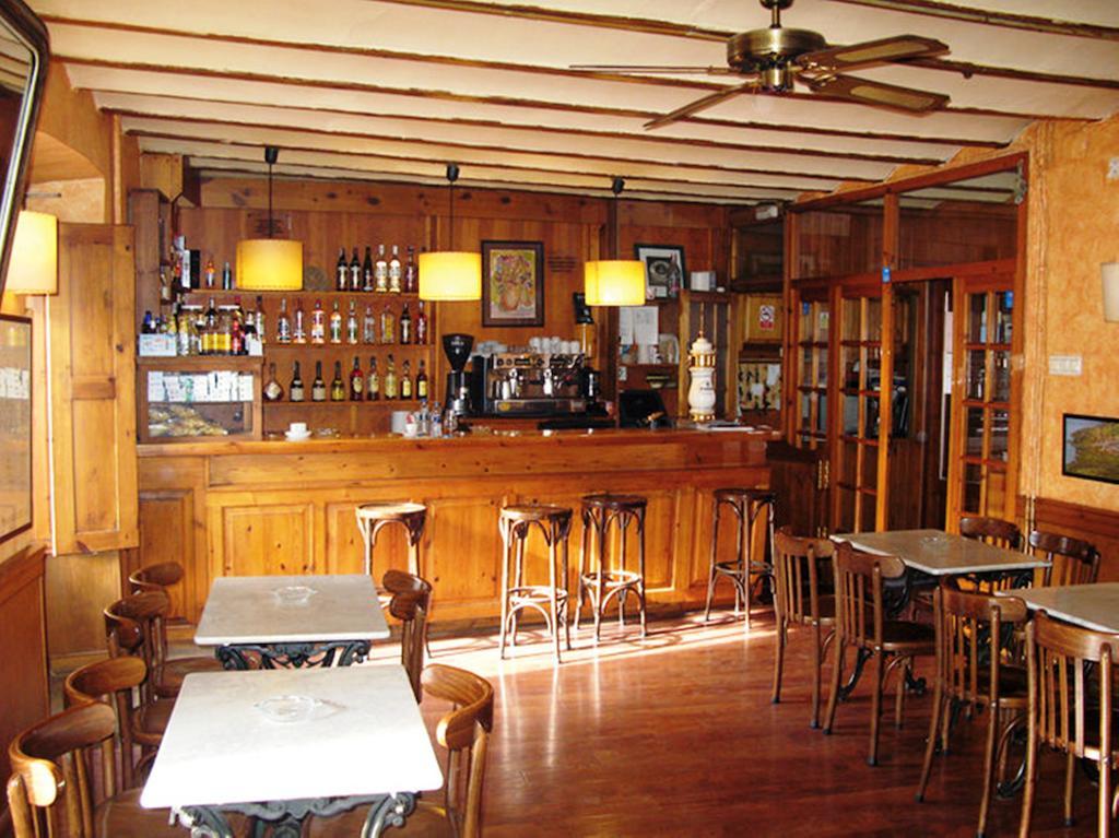 Fonda Biayna Hotel Bellver De Cerdanya Luaran gambar