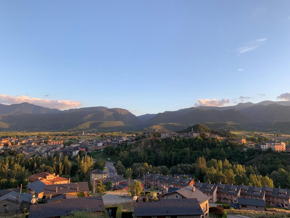 Fonda Biayna Hotel Bellver De Cerdanya Luaran gambar