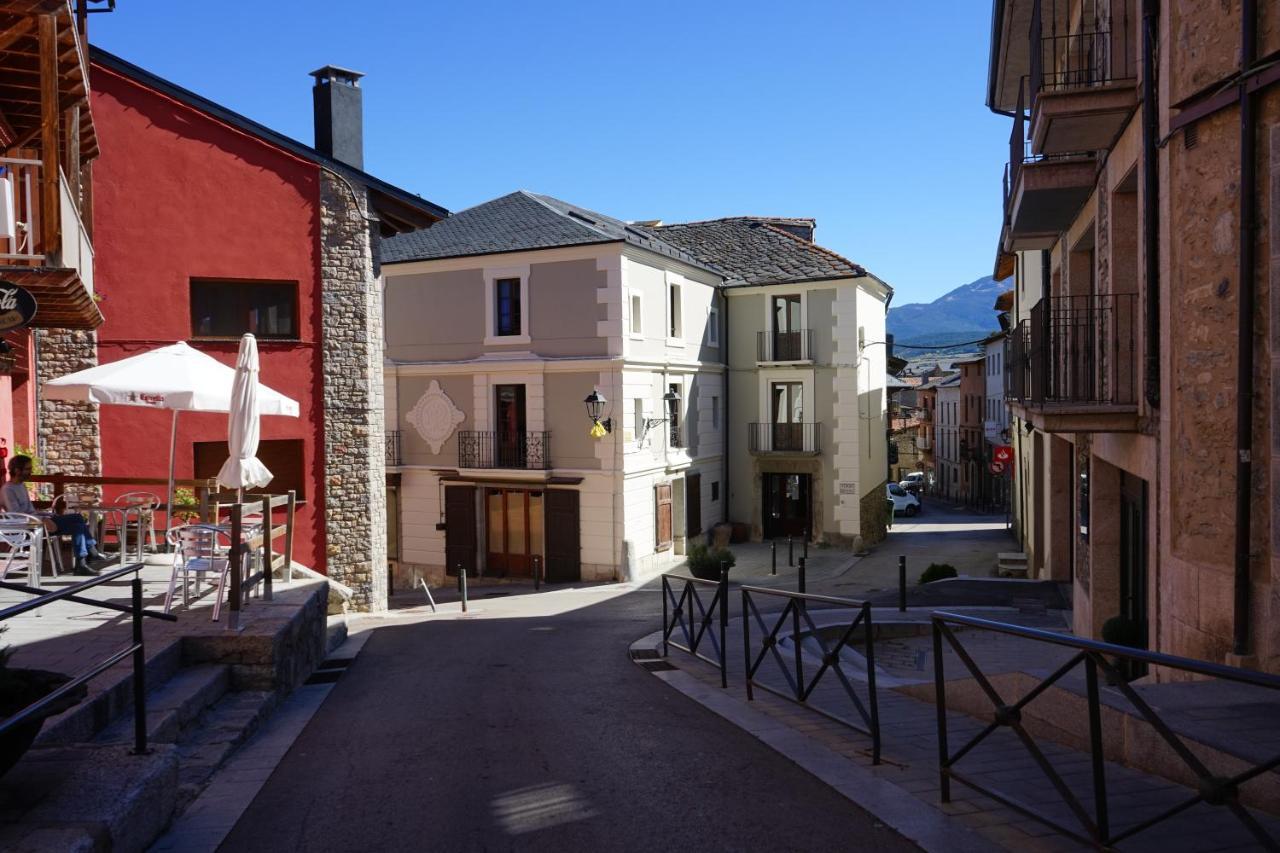 Fonda Biayna Hotel Bellver De Cerdanya Luaran gambar